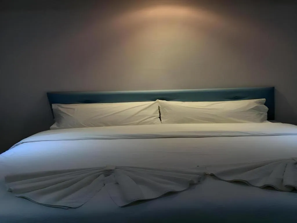 Bed in Wattana Hill Resort