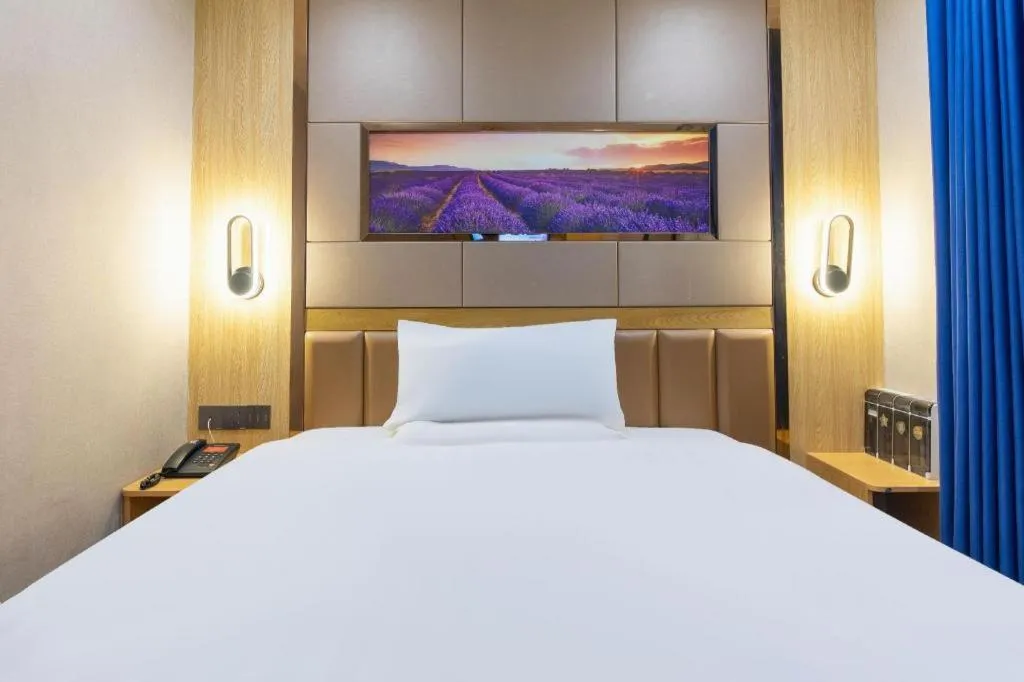 Bed in 7 Days Premium·Guangzhou Dongxiaonan Subway Station