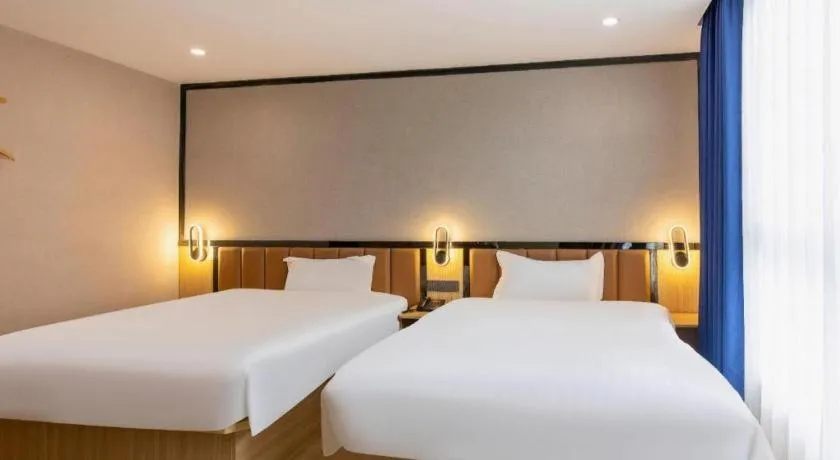 Bed in 7 Days Premium·Guangzhou Dongxiaonan Subway Station