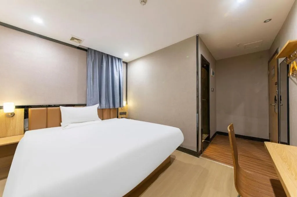 Bed in 7 Days Premium·Guangzhou Dongxiaonan Subway Station