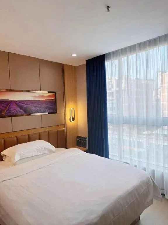 Bed in 7 Days Premium·Guangzhou Dongxiaonan Subway Station