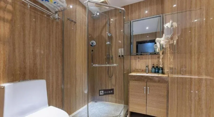 7 Days Premium·Guangzhou Dongxiaonan Subway Station