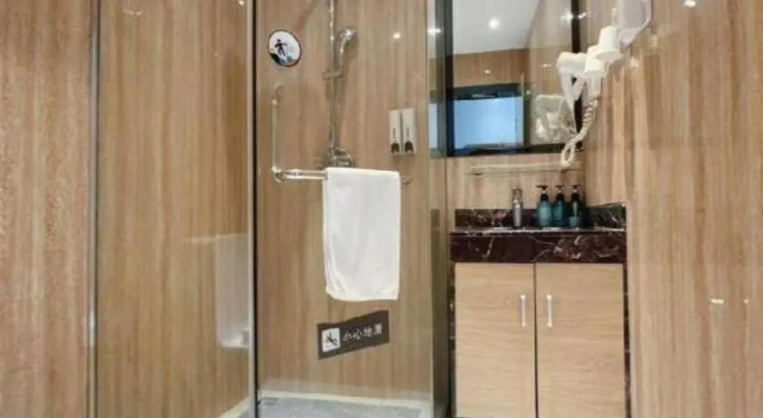 7 Days Premium·Guangzhou Dongxiaonan Subway Station