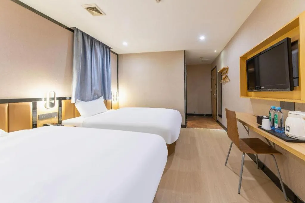 Bed in 7 Days Premium·Guangzhou Dongxiaonan Subway Station