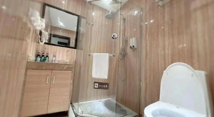 7 Days Premium·Guangzhou Dongxiaonan Subway Station