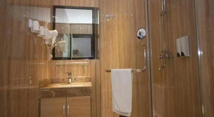 7 Days Premium·Guangzhou Dongxiaonan Subway Station