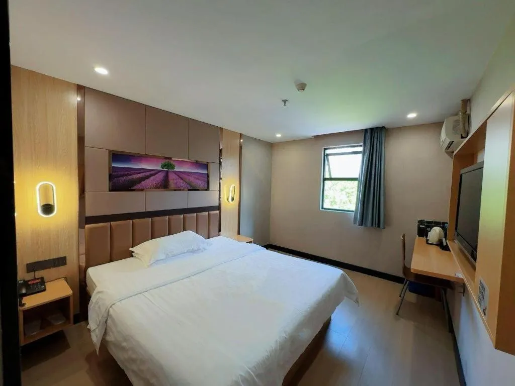 Bed in 7 Days Premium·Guangzhou Dongxiaonan Subway Station