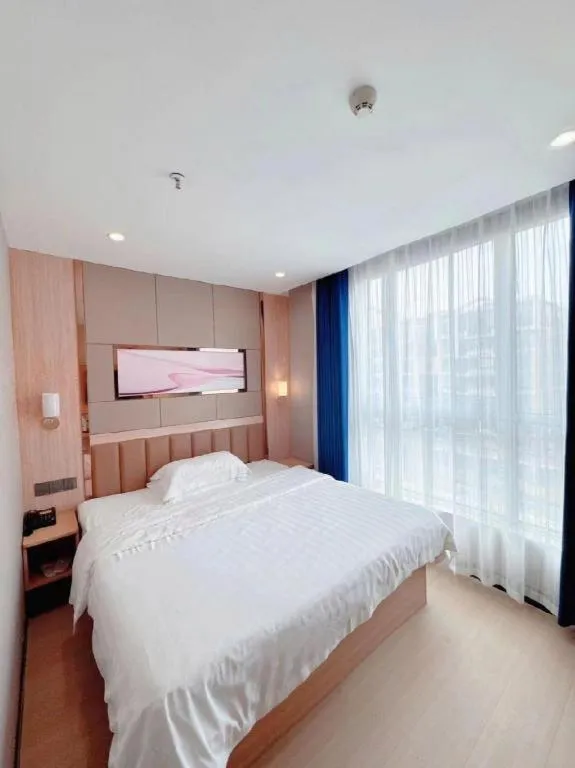 Bed in 7 Days Premium·Guangzhou Dongxiaonan Subway Station