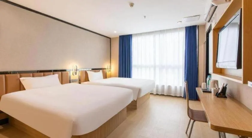 Bed in 7 Days Premium·Guangzhou Dongxiaonan Subway Station