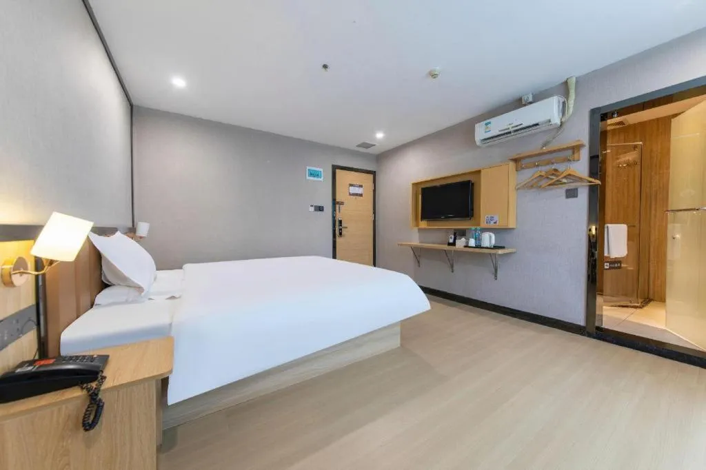 Bed in 7 Days Premium·Guangzhou Dongxiaonan Subway Station