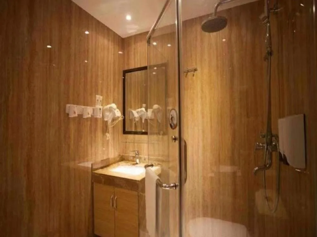 7 Days Premium·Guangzhou Dongxiaonan Subway Station