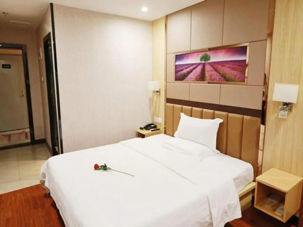 Bed in 7 Days Premium·Guangzhou Dongxiaonan Subway Station