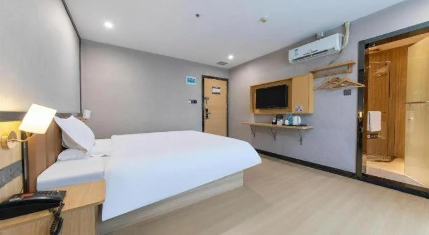 Bed in 7 Days Premium·Guangzhou Dongxiaonan Subway Station