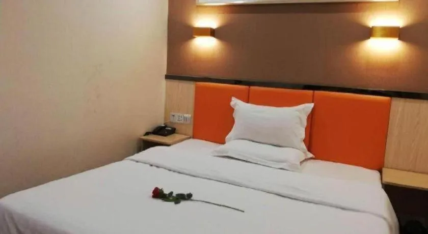 Bed in 7 Days Premium·Guangzhou Dongxiaonan Subway Station