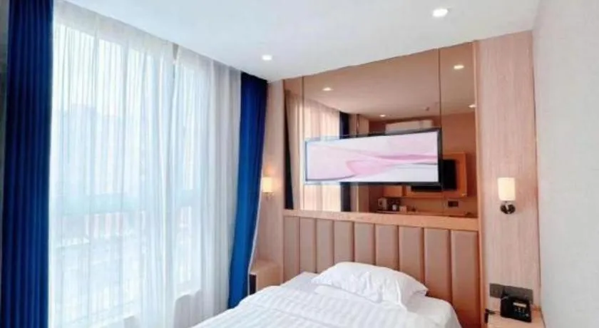 Bed in 7 Days Premium·Guangzhou Dongxiaonan Subway Station