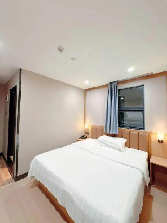 Bed in 7 Days Premium·Guangzhou Dongxiaonan Subway Station
