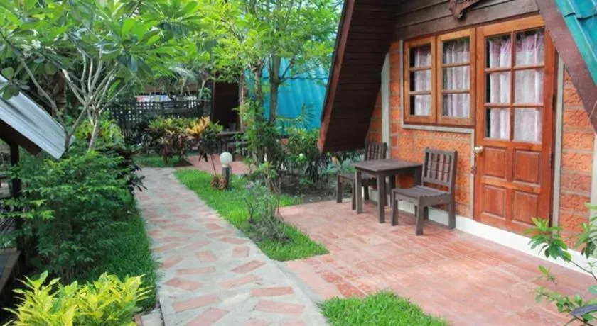 Banmaihom Resort Amphawa