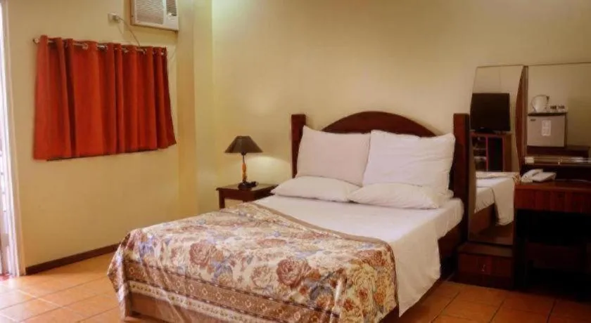 Bed in Walk Around Hotel