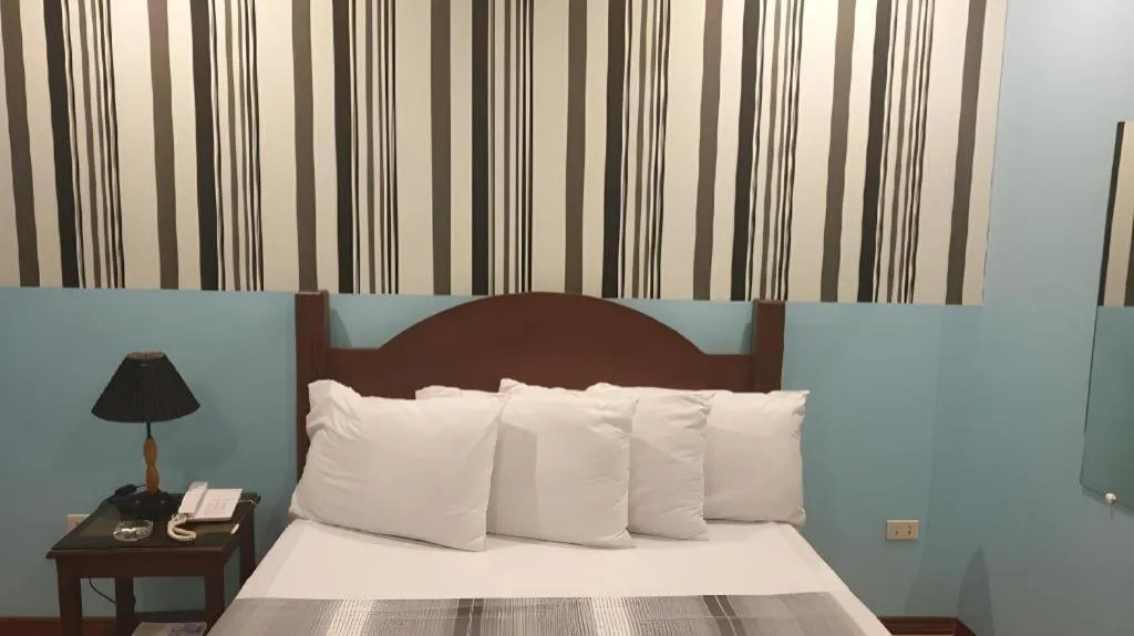 Bed in Walk Around Hotel