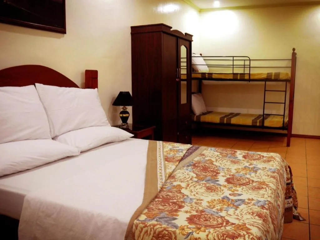 Bed in Walk Around Hotel