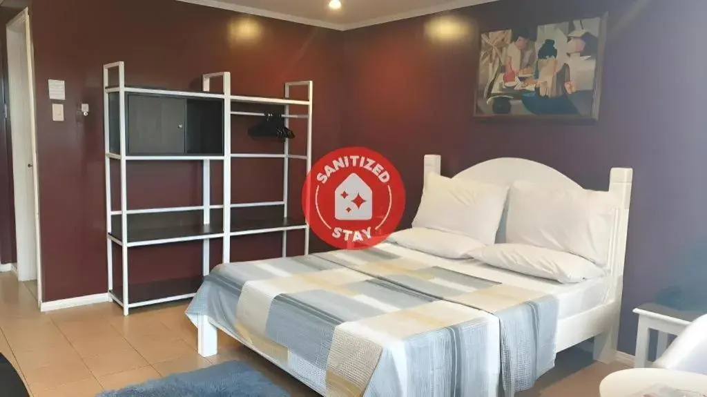 Bed in Walk Around Hotel Bed in Walk Around Hotel