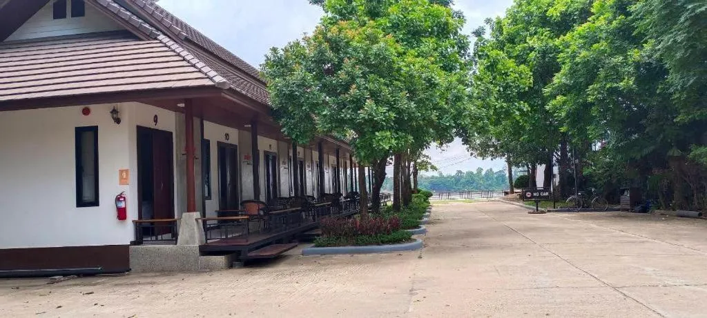 Laekhong River Resort