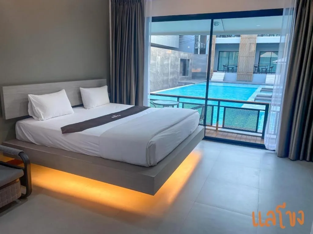 Bed in Laekhong River Resort