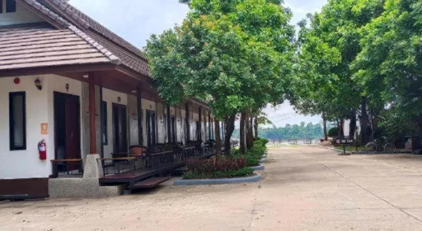 Laekhong River Resort