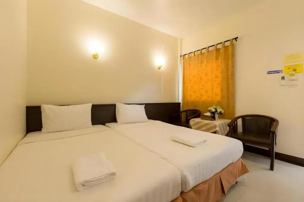 Bed in Kiang Talay Resort Bed in Kiang Talay Resort