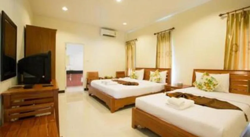 Bed in Kiang Talay Resort