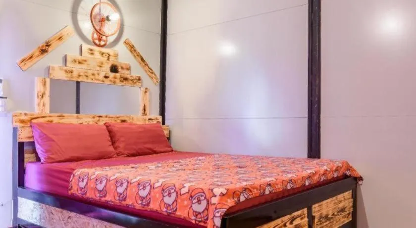 Bed in Red Bike resort