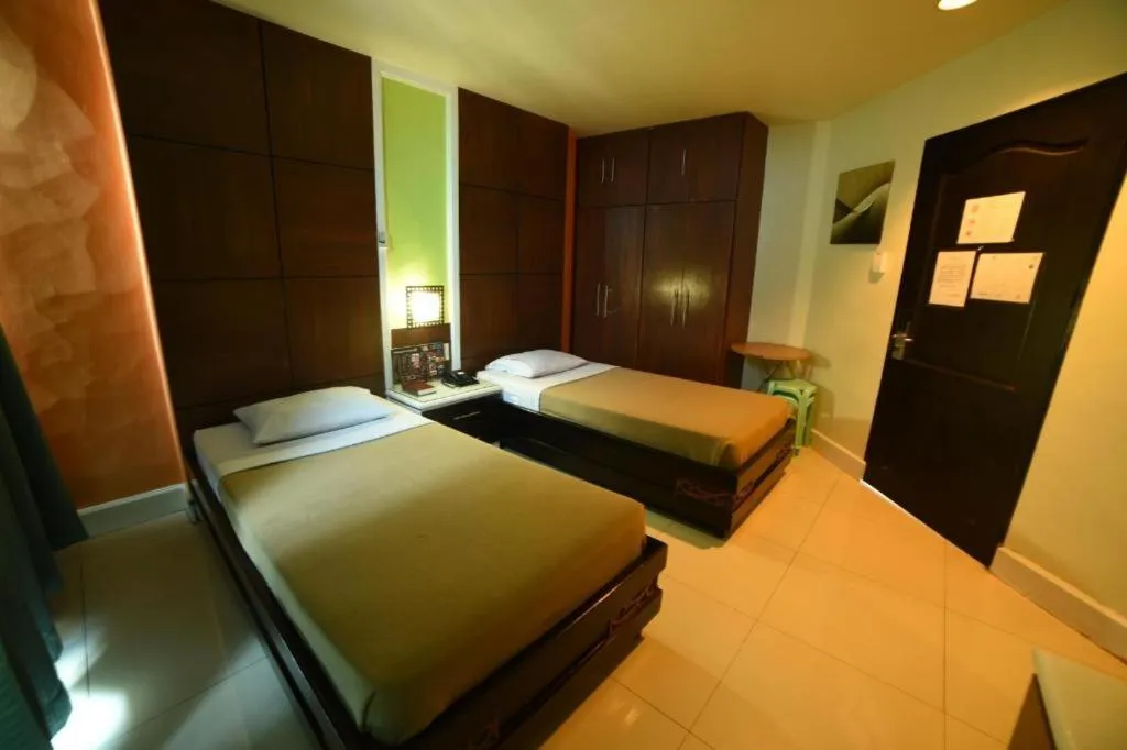 Bed in Marcian Business Hotel