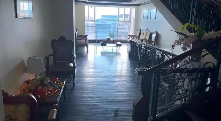 Marcian Business Hotel