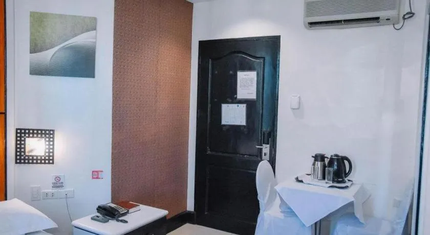 Bed in Marcian Business Hotel