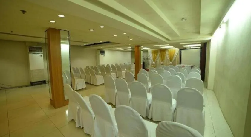 Marcian Business Hotel