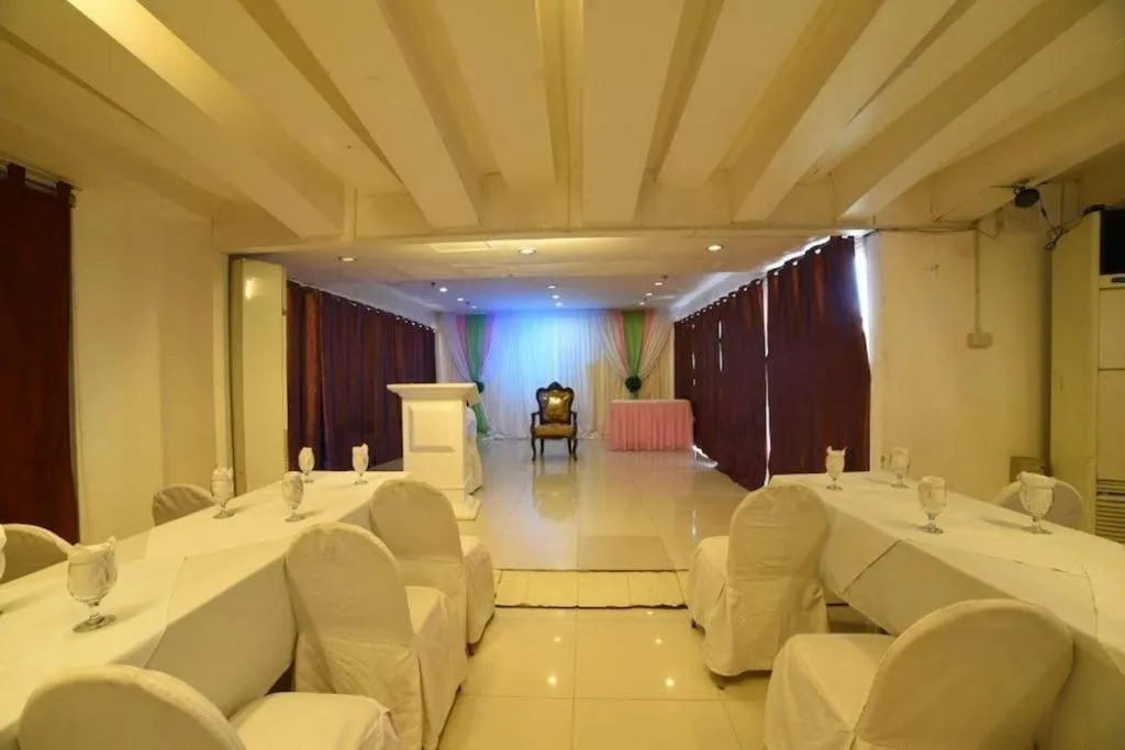 Marcian Business Hotel