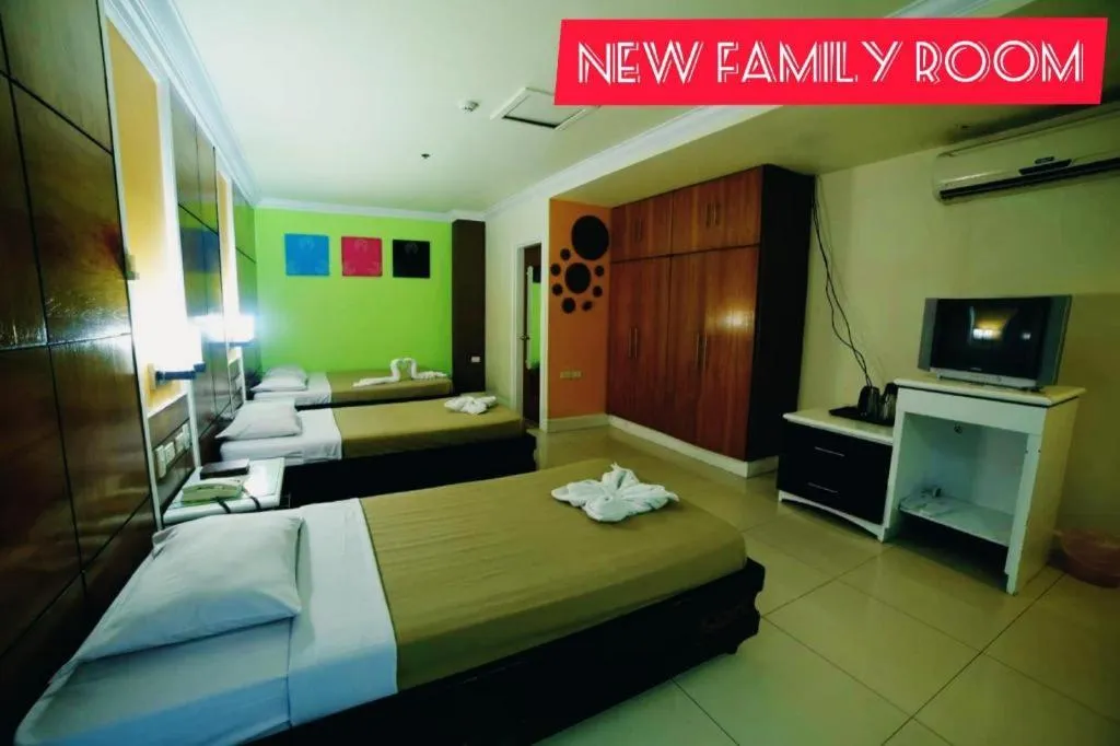 Bed in Marcian Business Hotel