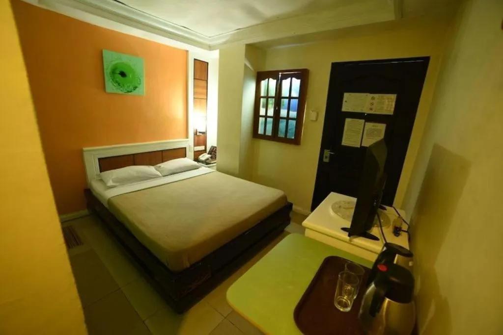 Bed in Marcian Business Hotel