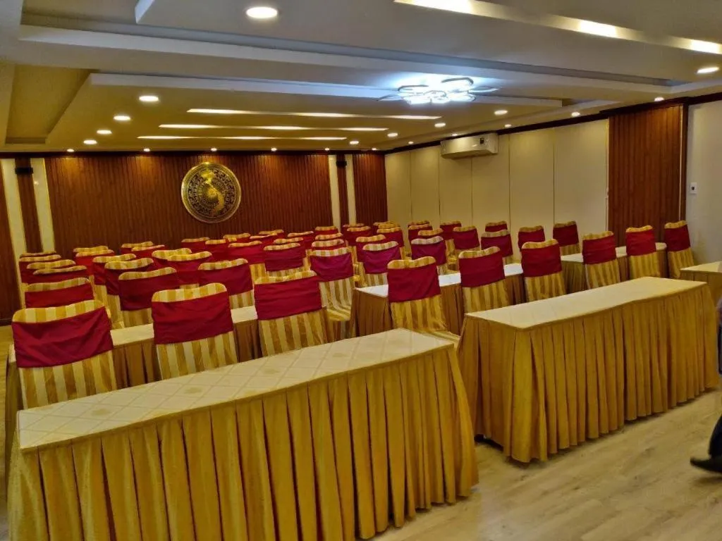 Hon Ngu Hotel Cua Lo Beach