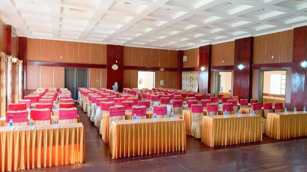 Hon Ngu Hotel Cua Lo Beach