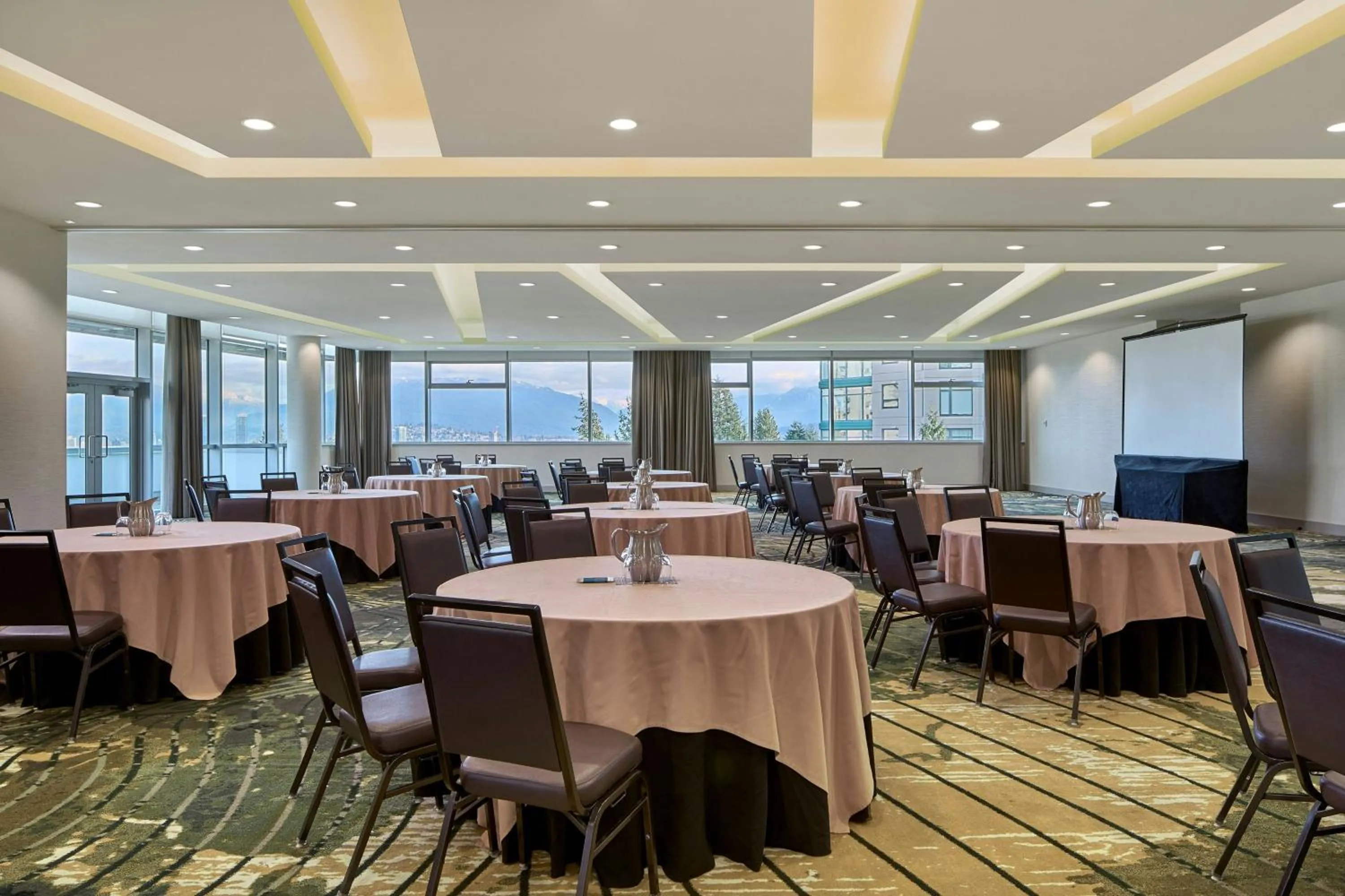 Meeting/conference room in Element by Westin Vancouver Metrotown