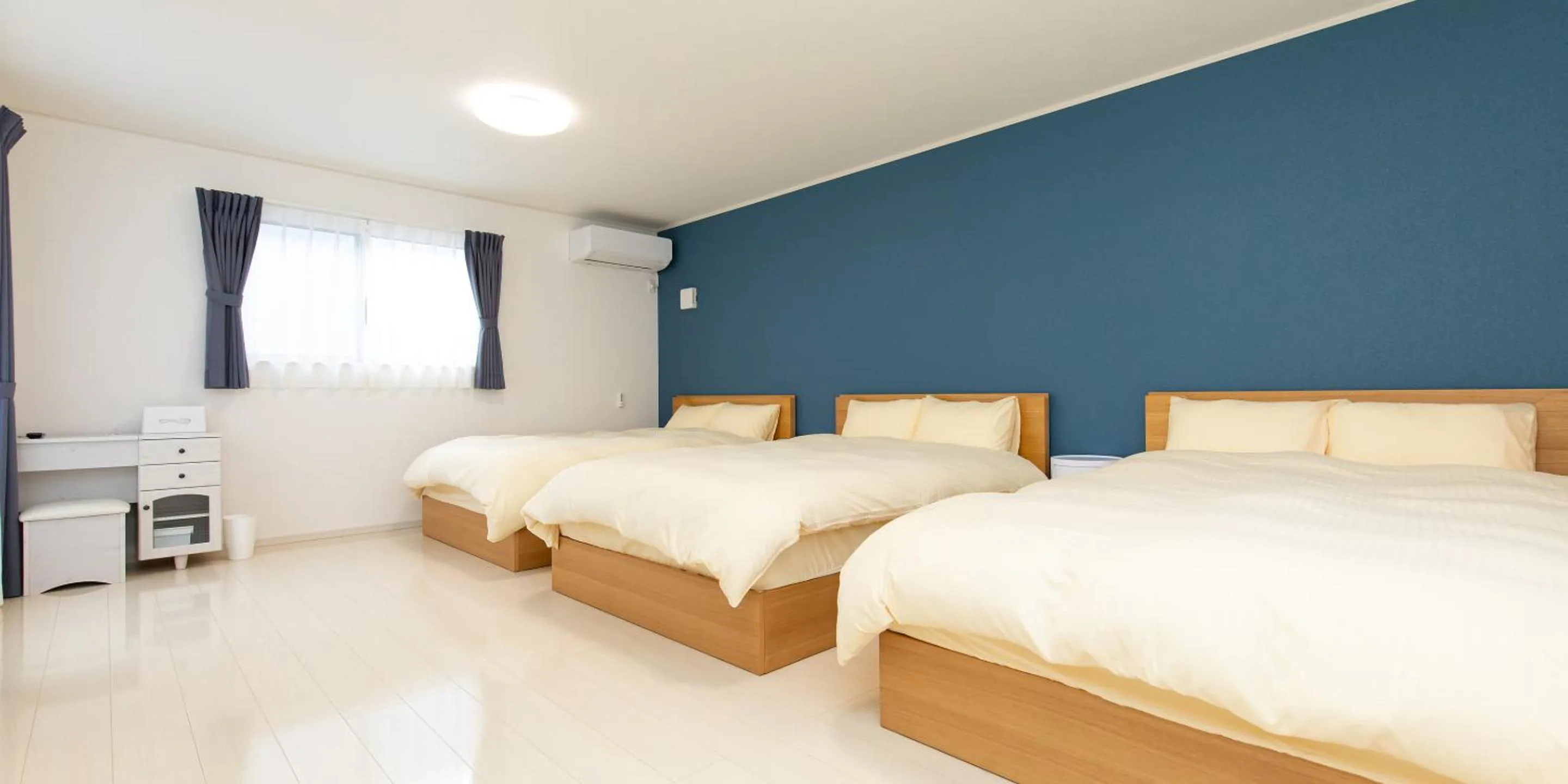 Bed in Kinugawa Station Front