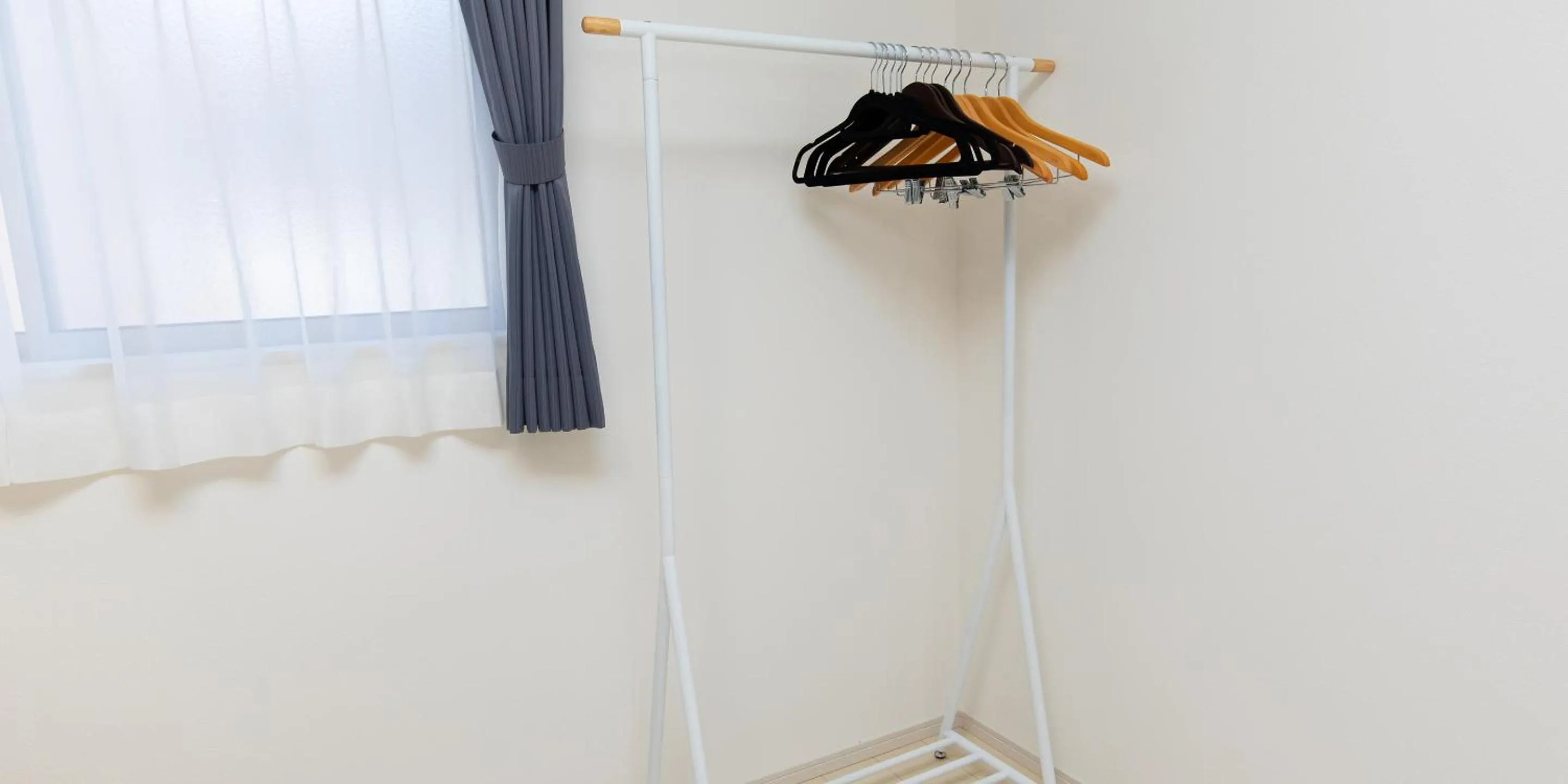 wardrobe in Kinugawa Station Front