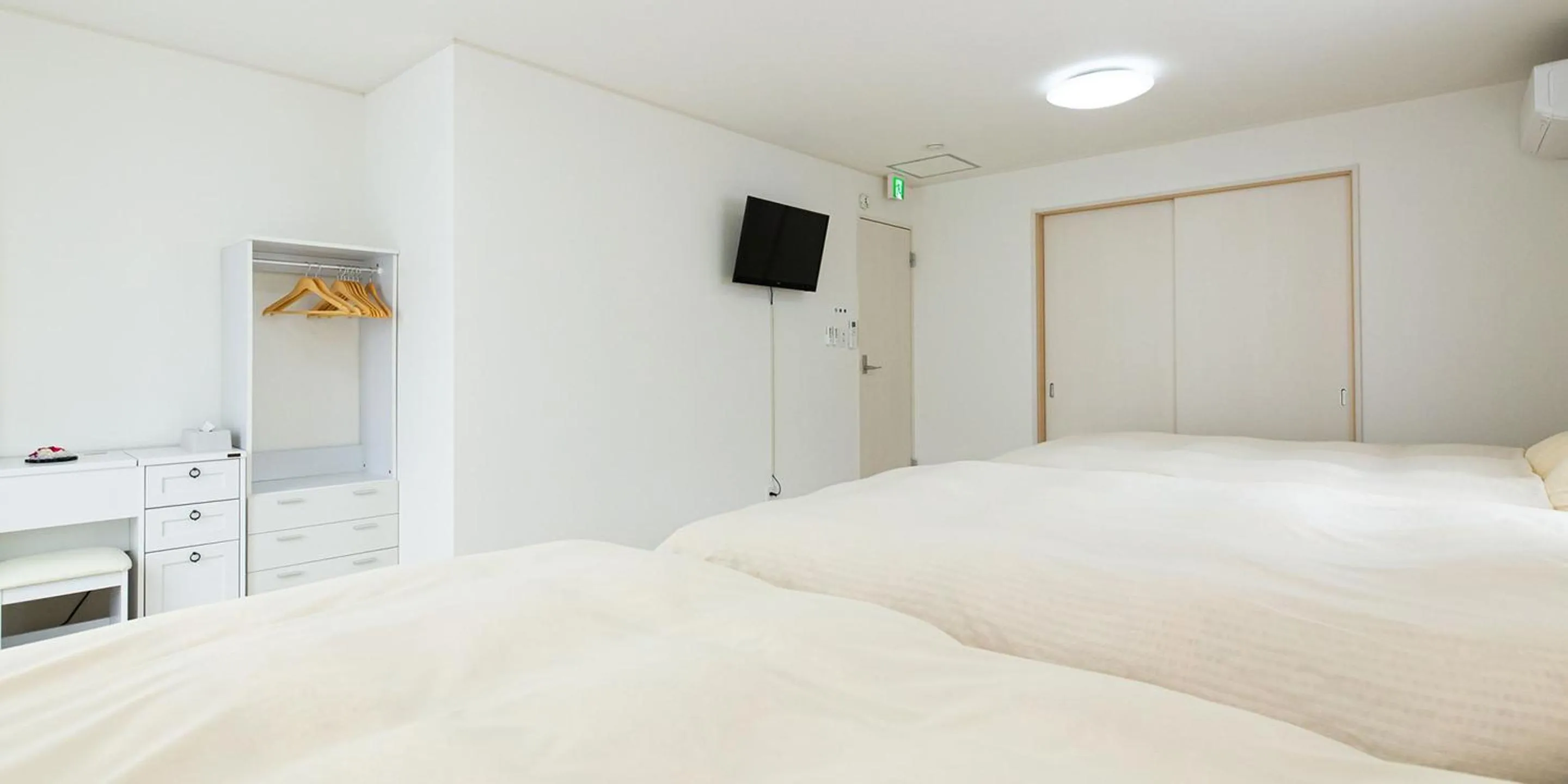 Bed in Kinugawa Station Front