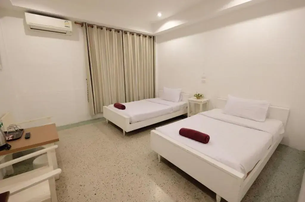 Bed in Chiang Rai Hotel Bed in Chiang Rai Hotel