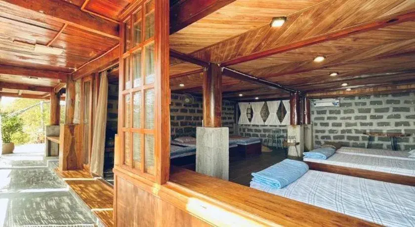 Bed in Mango House - Seaview - Homestay. Bed in Mango House - Seaview - Homestay.