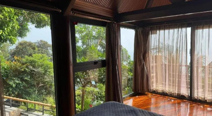 Mango House - Seaview - Homestay.