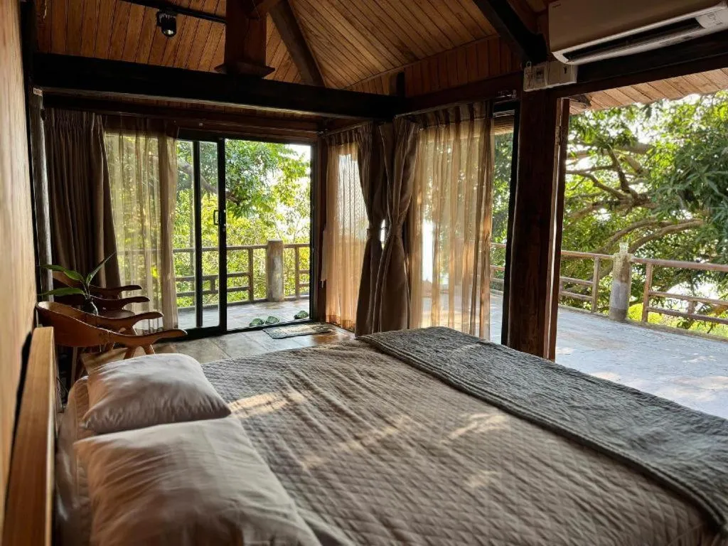 Bed in Mango House - Seaview - Homestay.