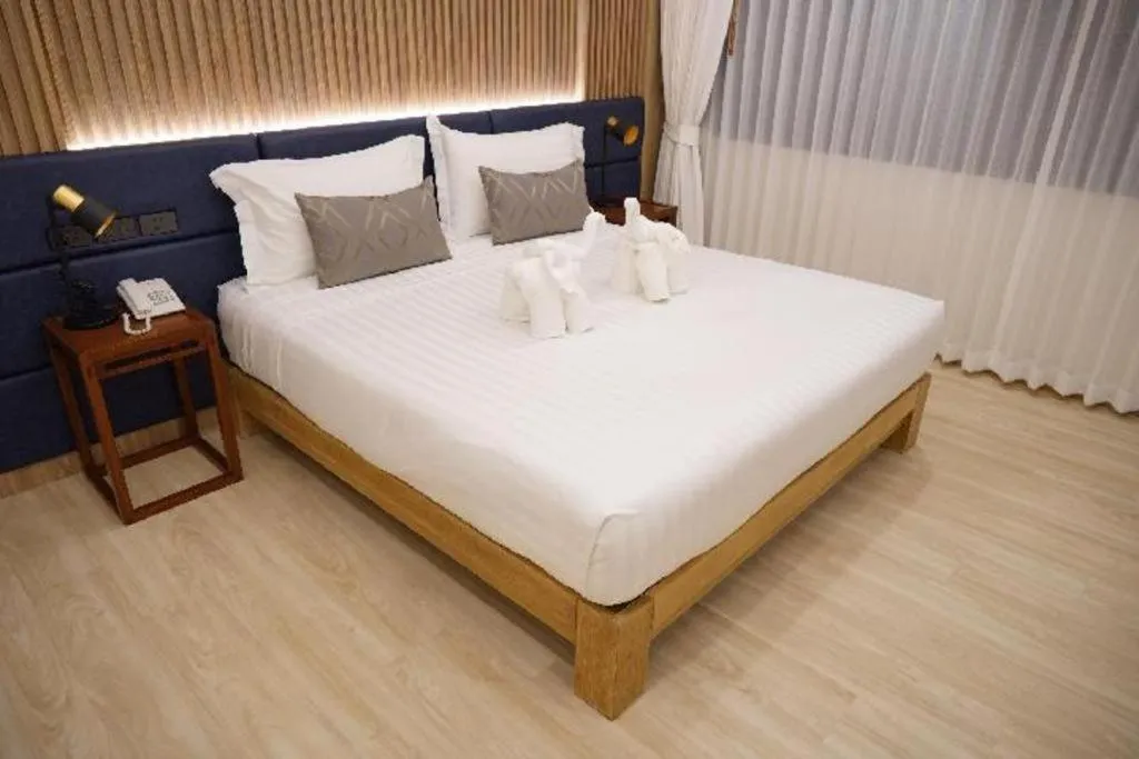Bed in Phattrasom Villa