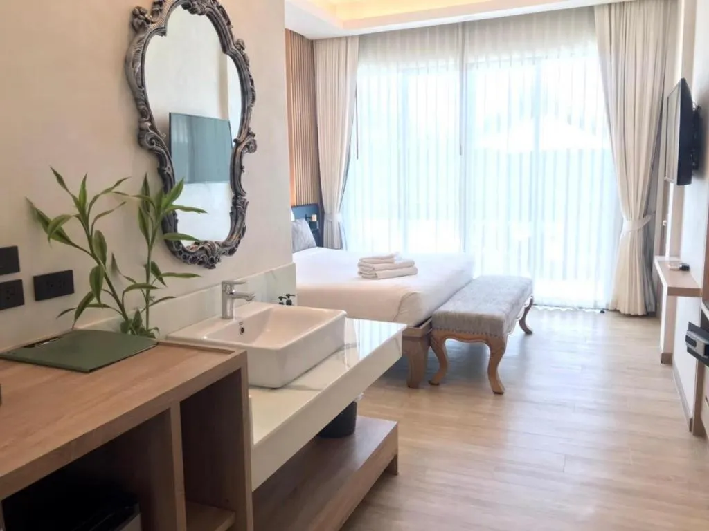 Bed in Phattrasom Villa